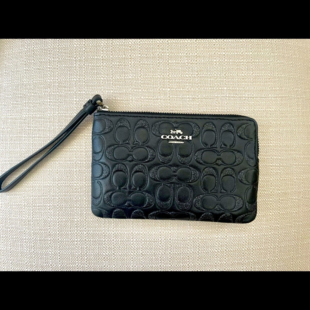 Coach black corner zip wristlet